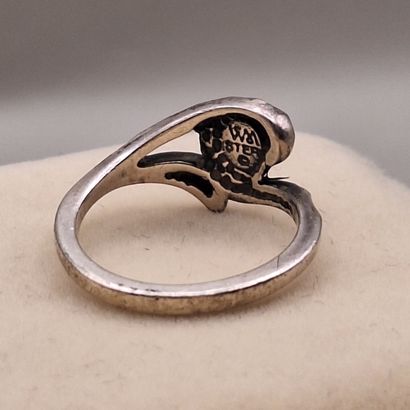 WM Co. Sterling Silver Heart-Shaped Abalone Ring – Size 5 - Picture 8 of 9